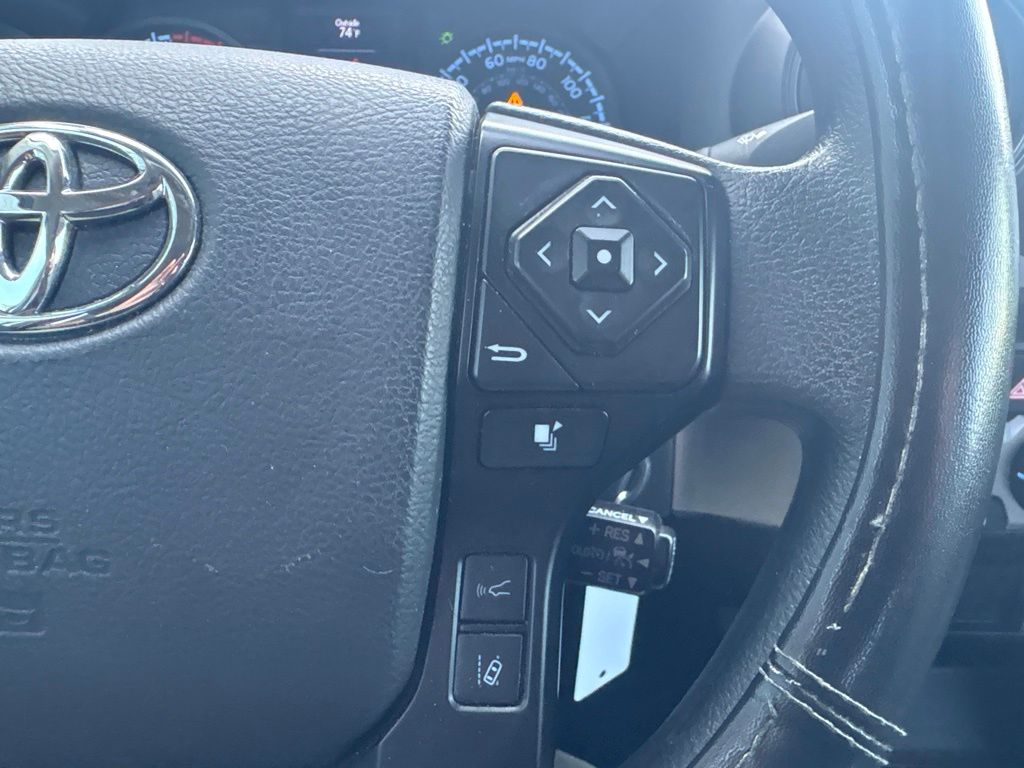 Used 2023 White Toyota SR image 16