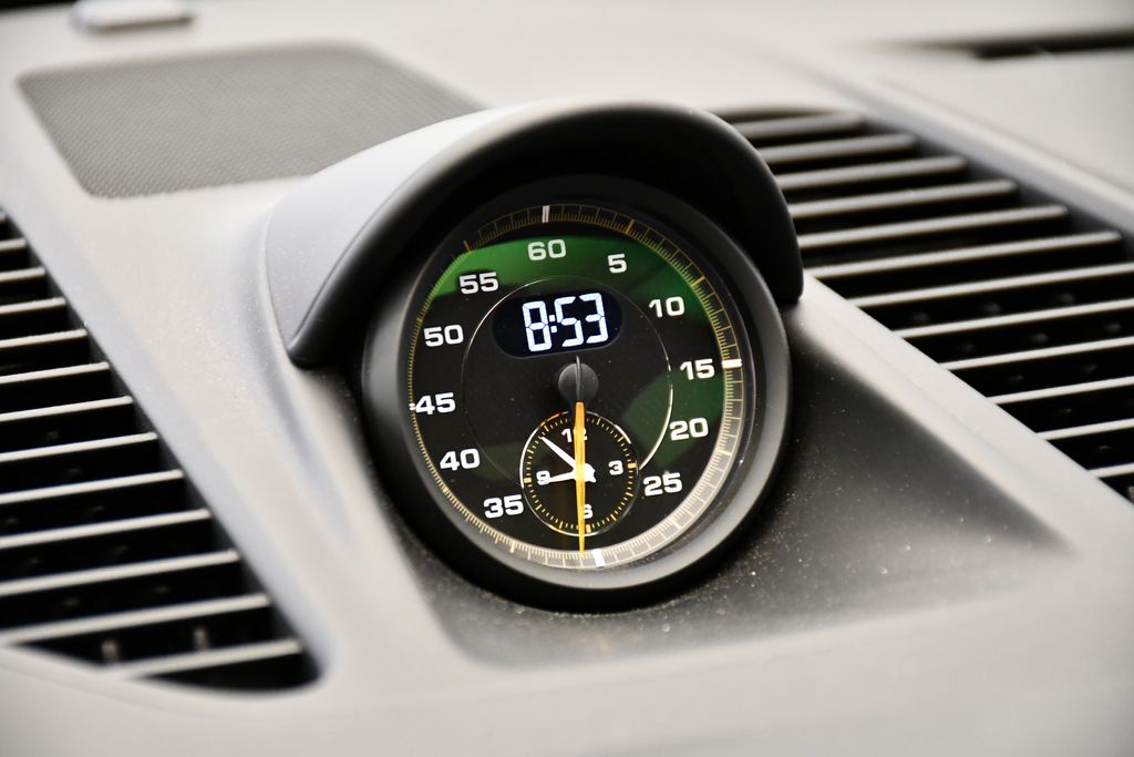 Thumbnail: 2015 Porsche 911 - 20