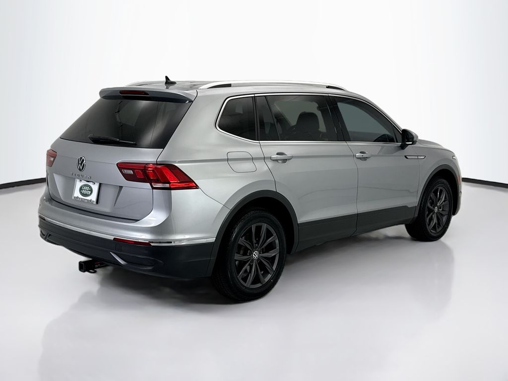 Thumbnail: 2022 Volkswagen Tiguan - 5