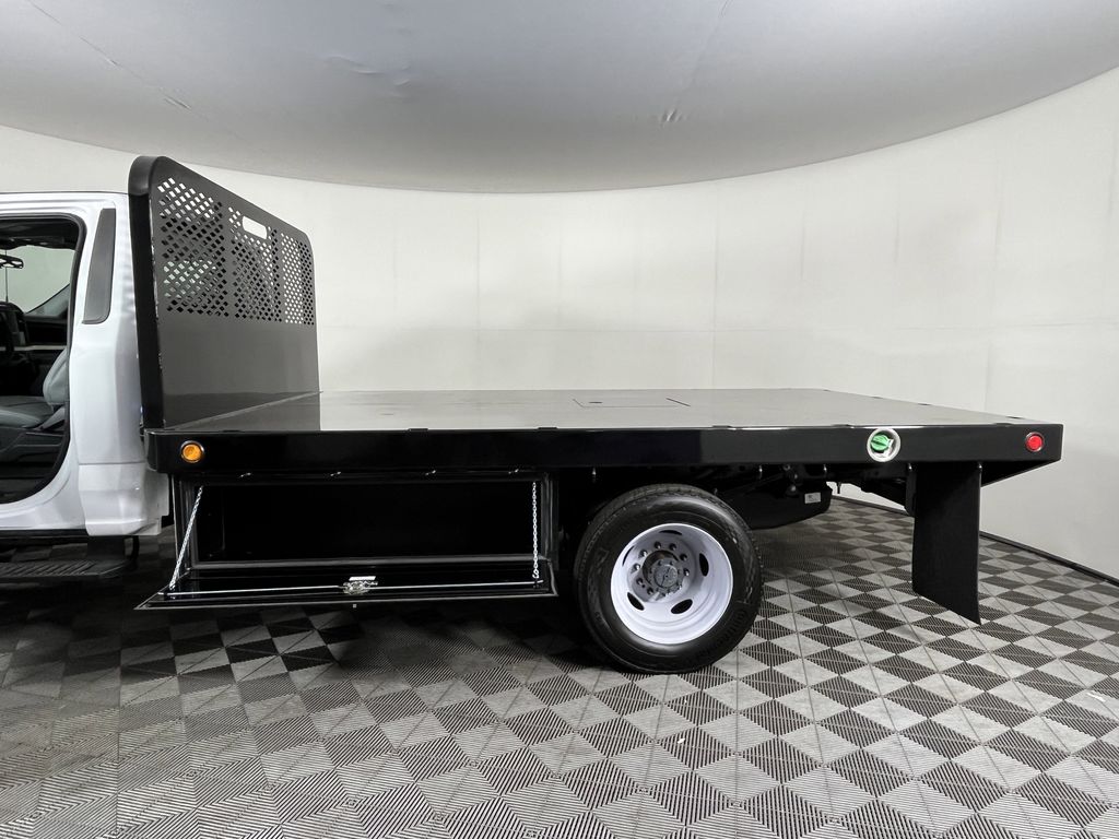 2024 Ford F-550 Regular Cab DRW 4WD Scelzi Flatbed Truck for sale #9F0377 - photo 17
