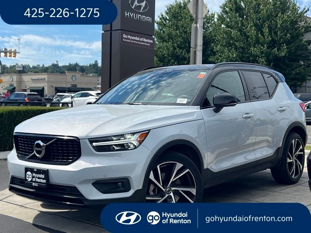 Fusion Red Metallic 2020 Volvo XC40 SUV / Crossover All-Wheel Drive Automatic