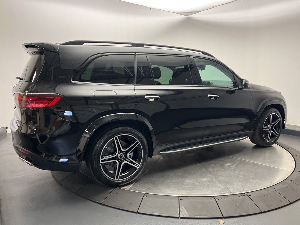 Thumbnail: 2026 Mercedes-Benz GLS - 7