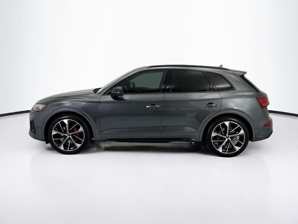 Thumbnail: 2023 Audi SQ5 - 8