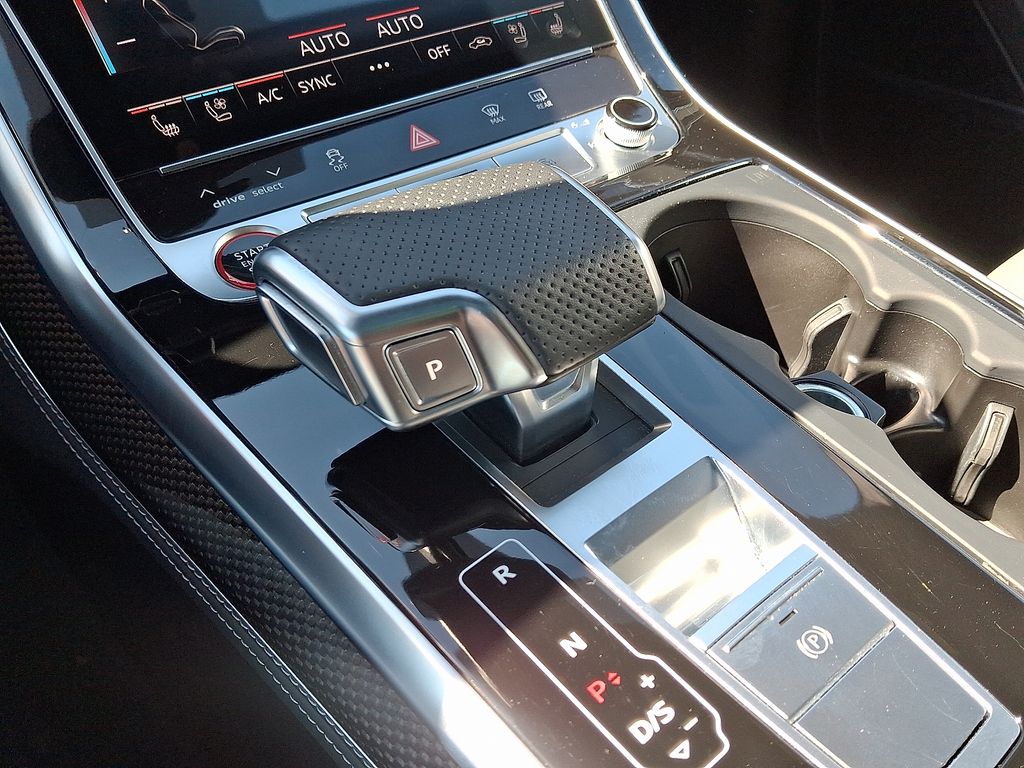 Thumbnail: 2023 Audi SQ8 - 15