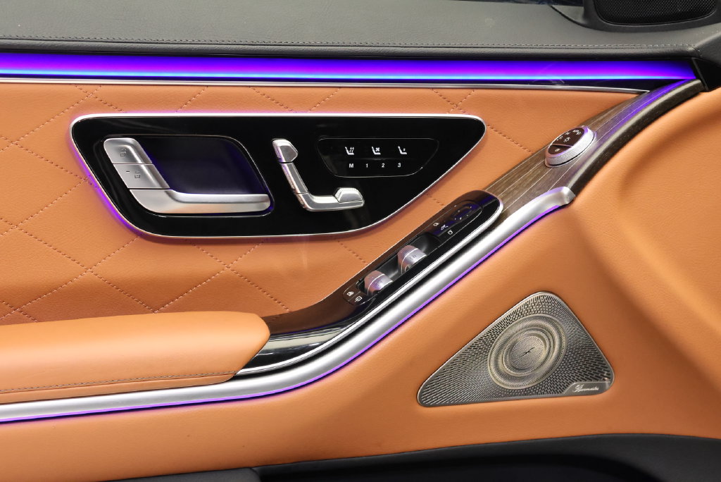 Thumbnail: 2023 Mercedes-Benz S-Class - 31