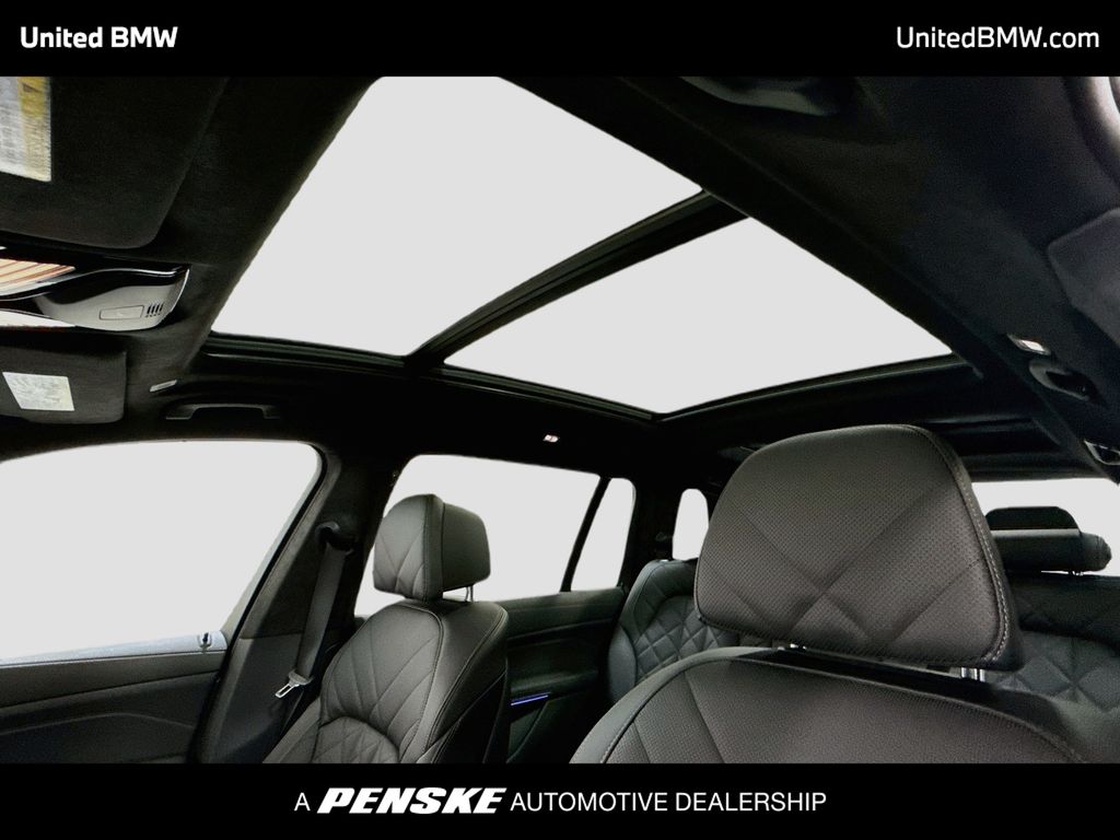 Thumbnail: 2024 BMW X7 - 12