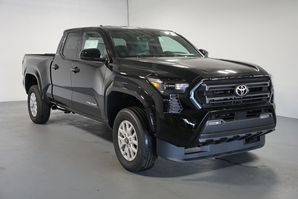 Thumbnail: 2025 Toyota Tacoma - 3