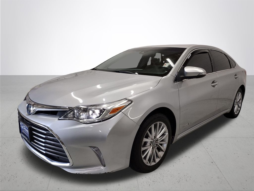 2018 Toyota Avalon Hybrid Limited