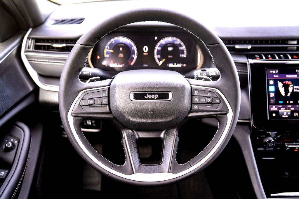 New Car 2025 Jeep Grand Cherokee L  Altitude For Sale Under $50,000 In Taylor, Texas