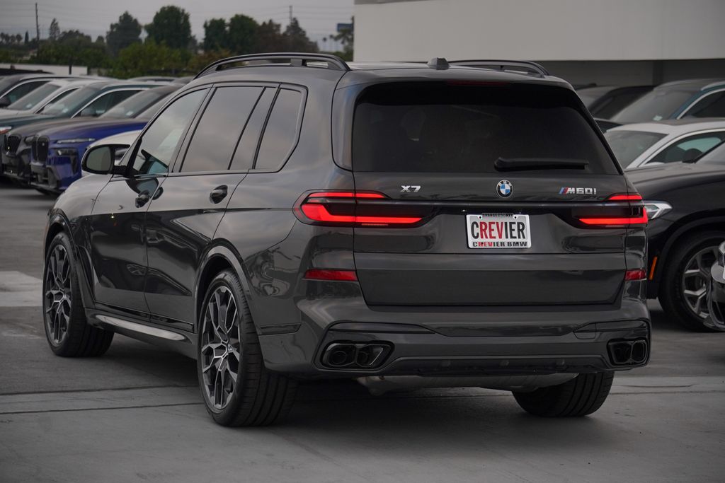 2025 BMW X7 M60i 7