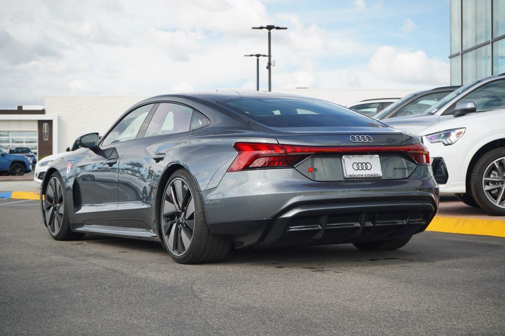 2025 Audi e-tron GT Premium Plus 6