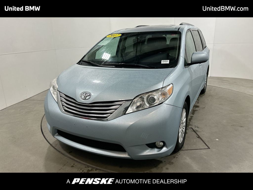 2017 Toyota Sienna Limited Hero Image