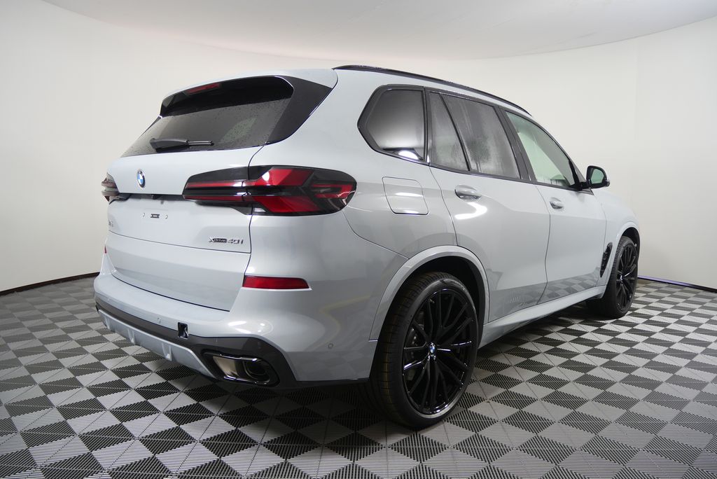 Thumbnail: 2026 BMW X5 - 3