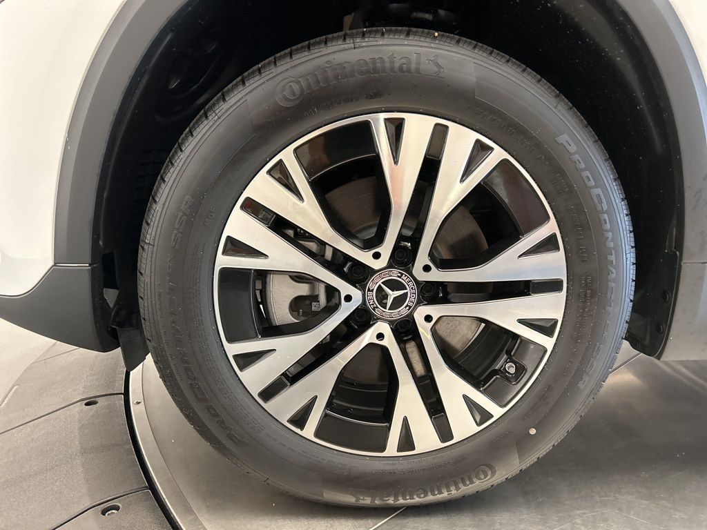 Thumbnail: 2025 Mercedes-Benz GLA - 10