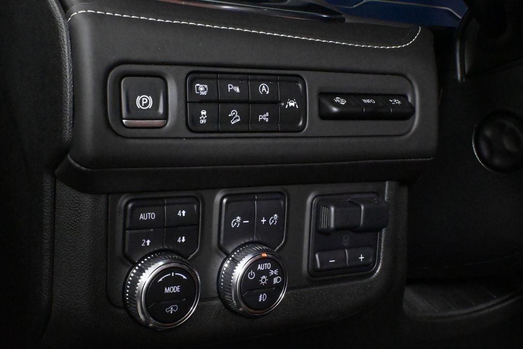 2024 GMC Yukon Denali Ultimate 27
