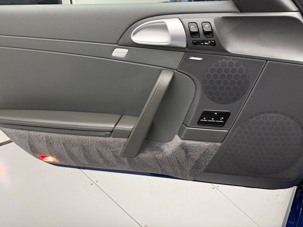 Thumbnail: 2009 Porsche 911 - 16