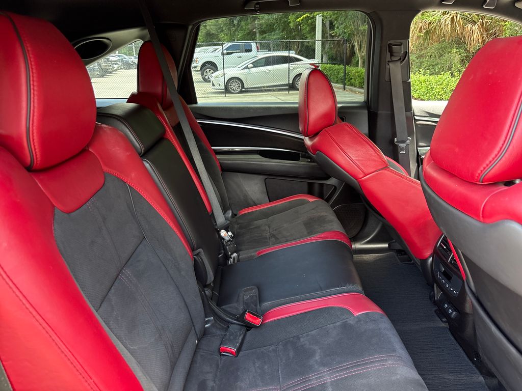 Used 2019 Gray Acura 3.5L Technology Pkg w/A-Spec Pkg image 29