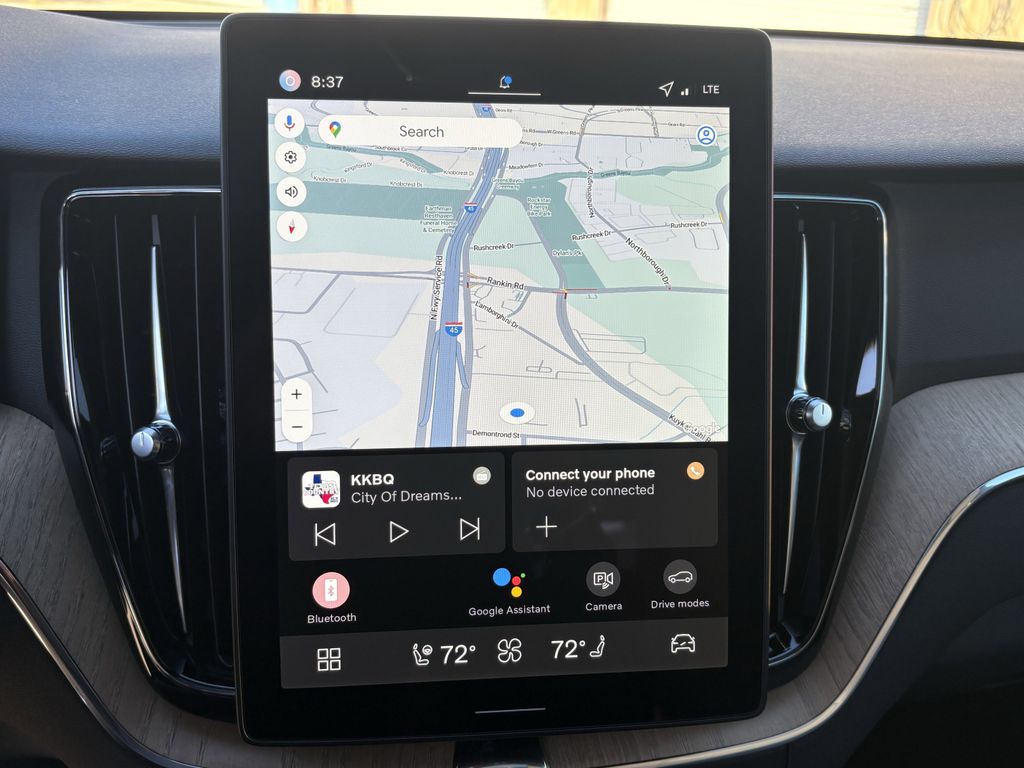 New 2026 Vapour Gray Volvo B5 Plus image 19