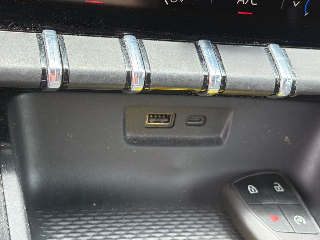 Used 2026 Red GMC Elevation image 32