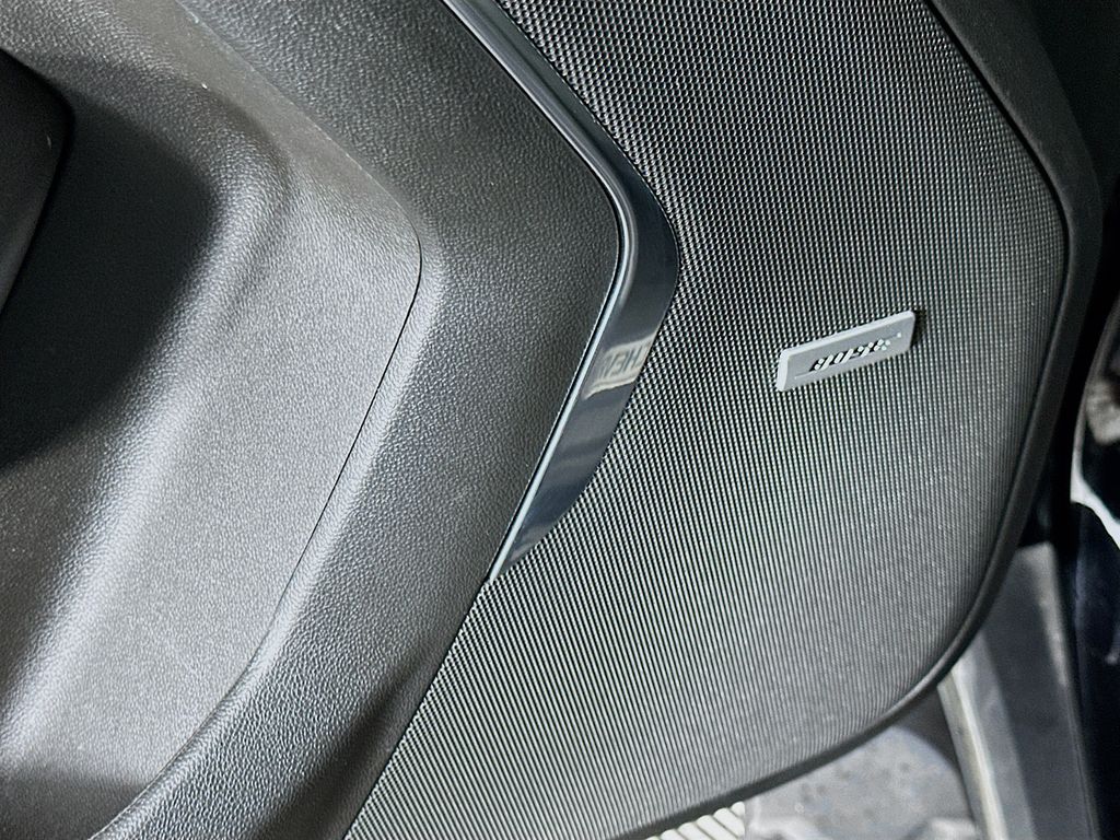 Thumbnail: 2023 Chevrolet Tahoe - 18