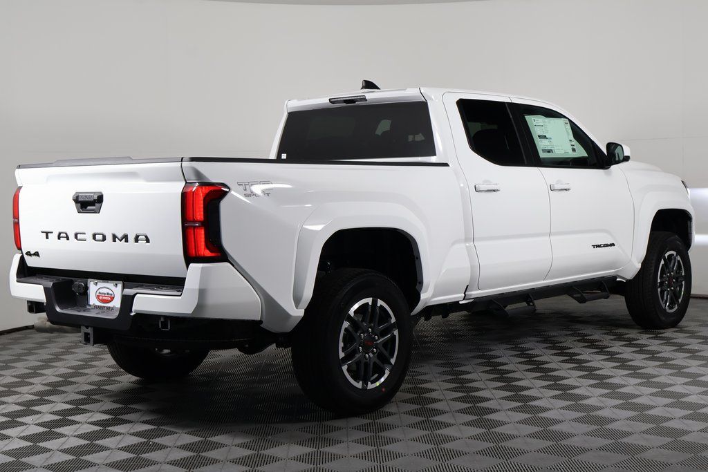 Thumbnail: 2025 Toyota Tacoma - 2