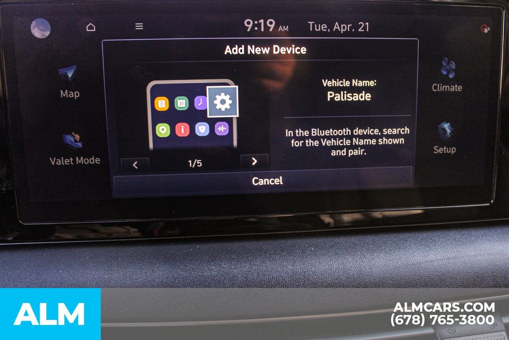 Used 2025 Black Hyundai SEL image 39