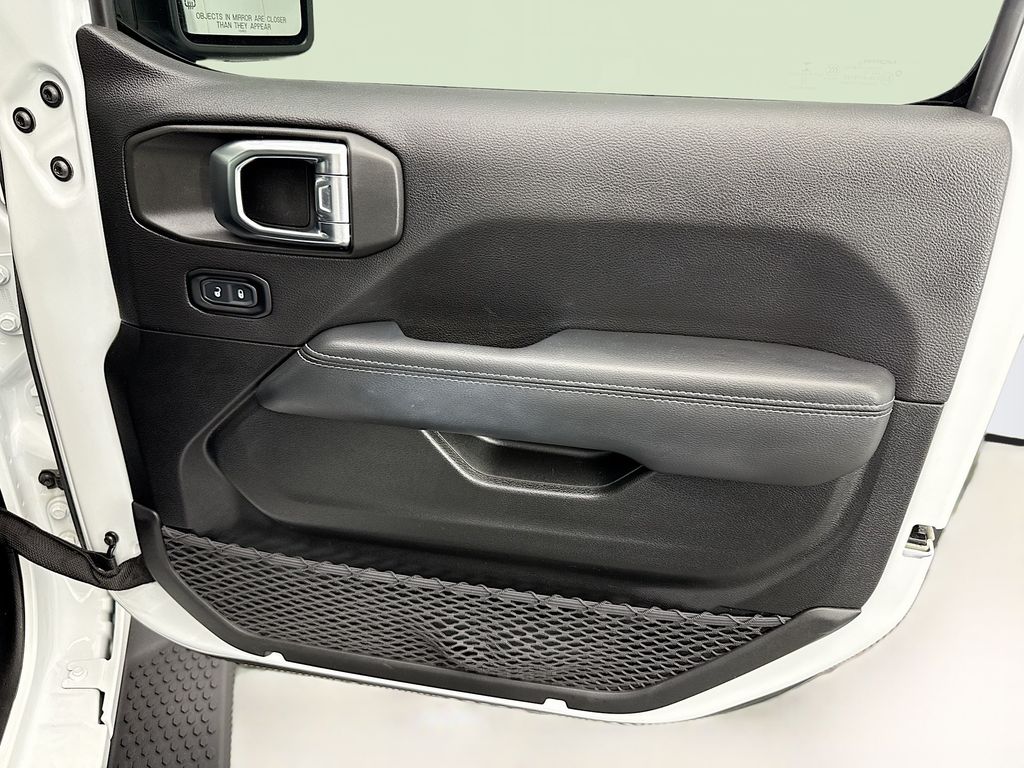 Thumbnail: 2023 Jeep Wrangler - 24