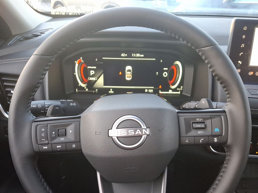 2025 Nissan Rogue SL 9