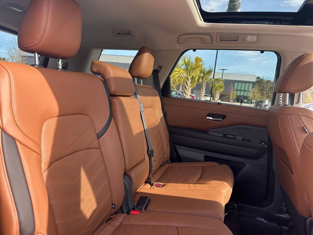 2025 Obsidian Green Pearl Nissan Pathfinder Platinum 4X4 SUV