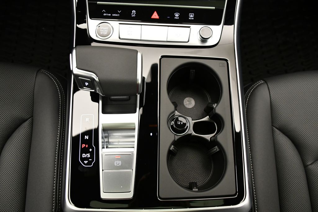 Thumbnail: 2025 Audi Q7 - 28