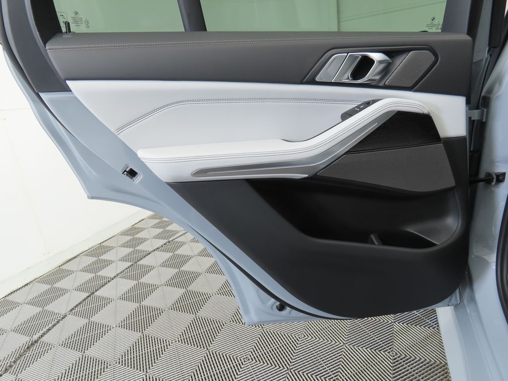 Thumbnail: 2026 BMW X5 - 27