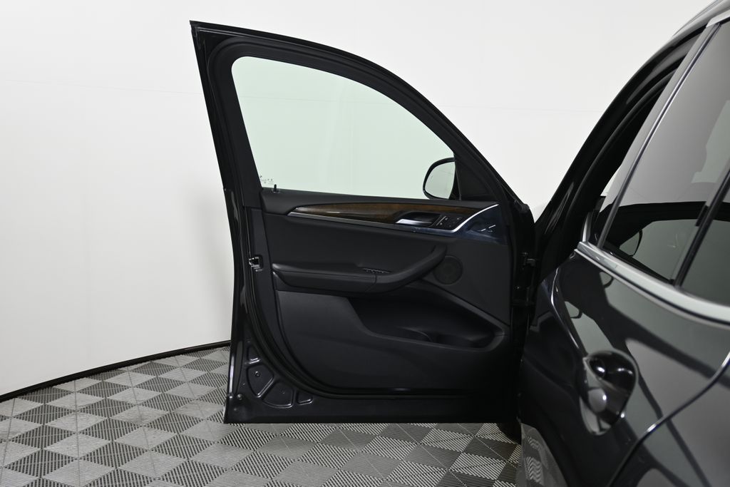 Thumbnail: 2019 BMW X3 - 28