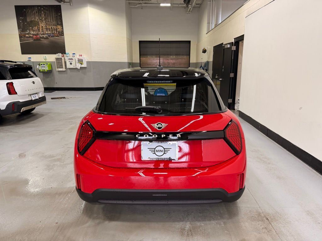 Thumbnail: 2026 MINI Cooper - 4