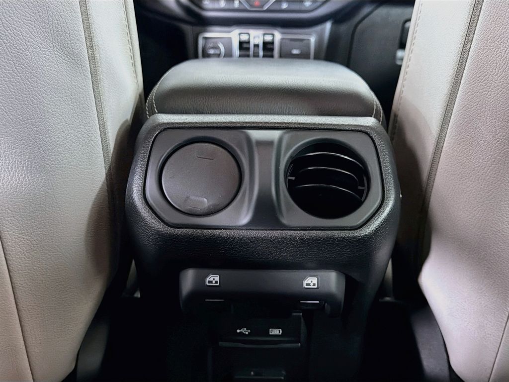 Used 2019 Jeep Wrangler SUV