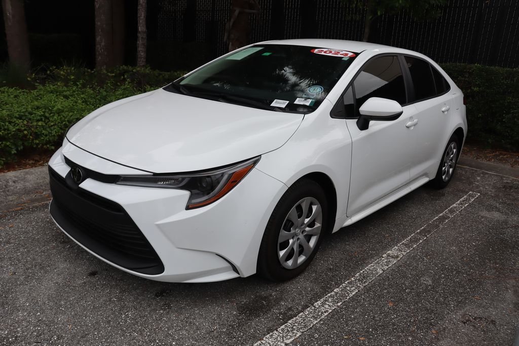 2024 Toyota Corolla LE -
                West Palm Beach, FL