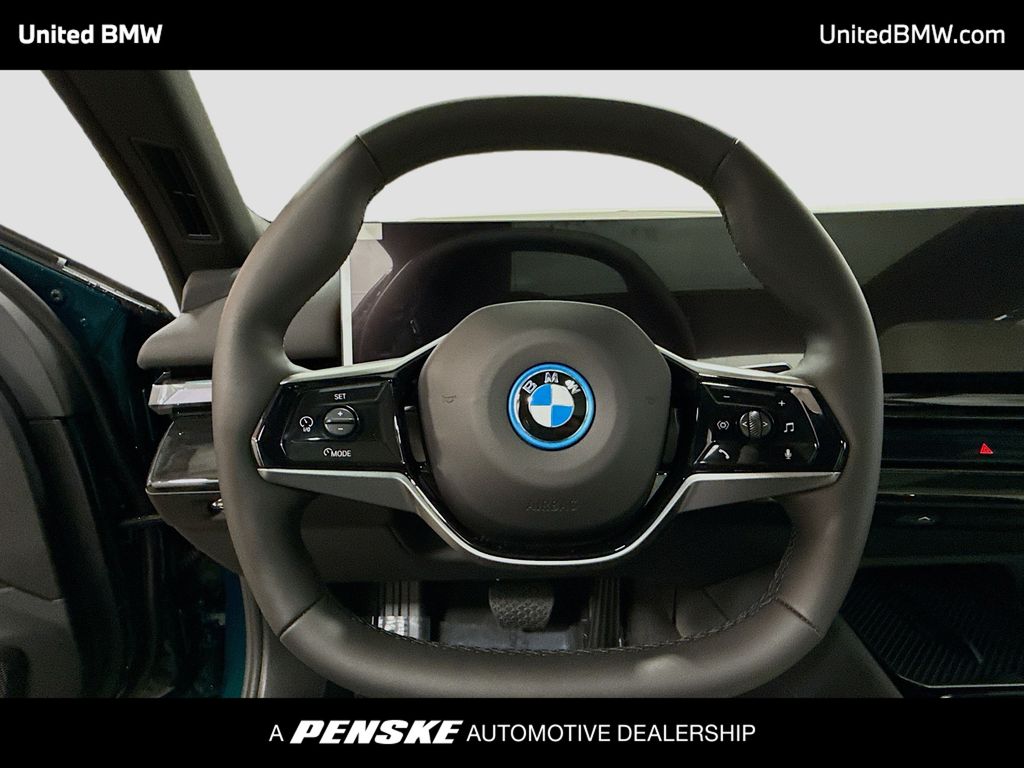 Thumbnail: 2026 BMW i5 - 6