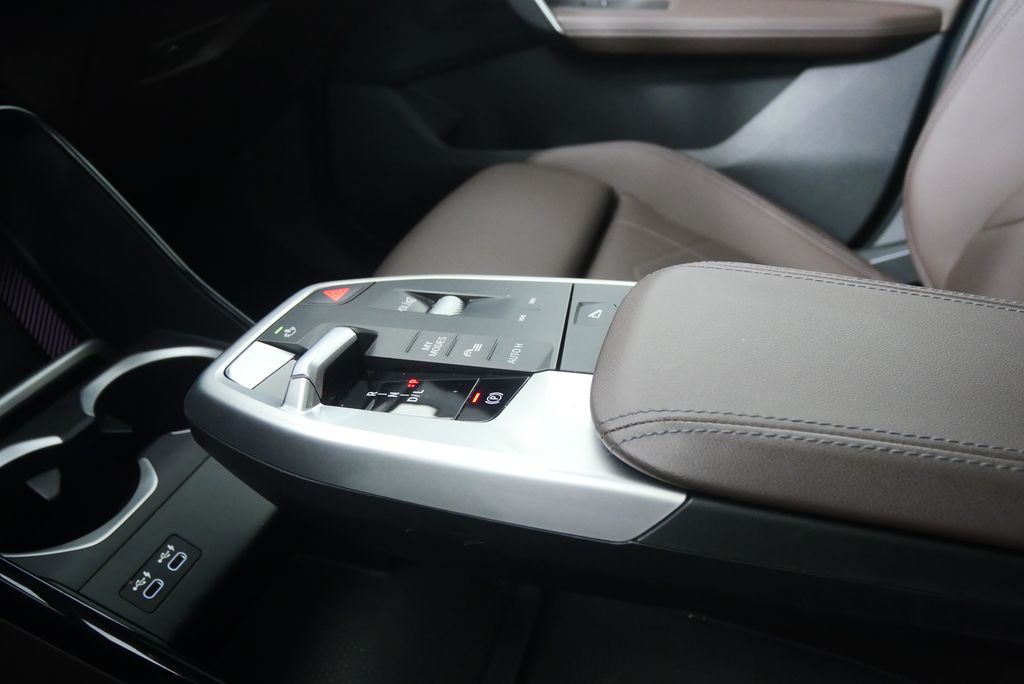 Thumbnail: 2024 BMW X1 - 28