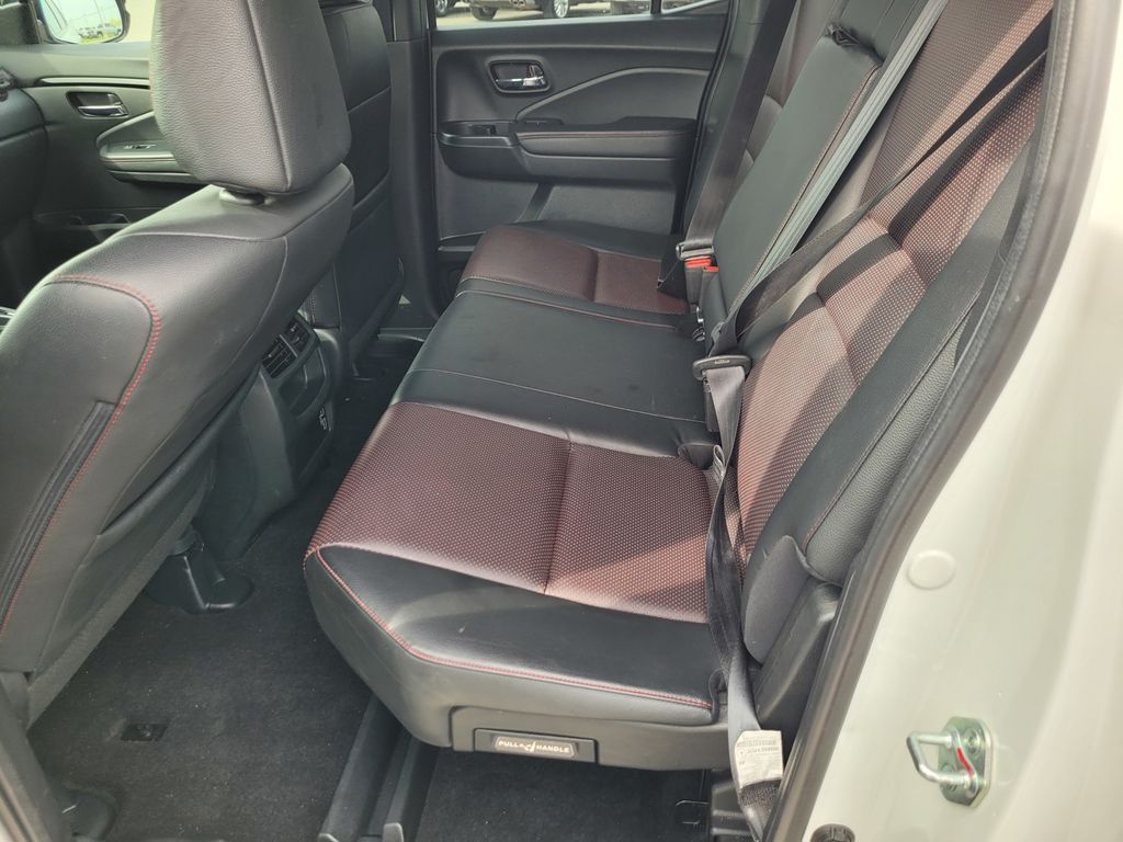 Used 2023  Honda Black Edition image 11