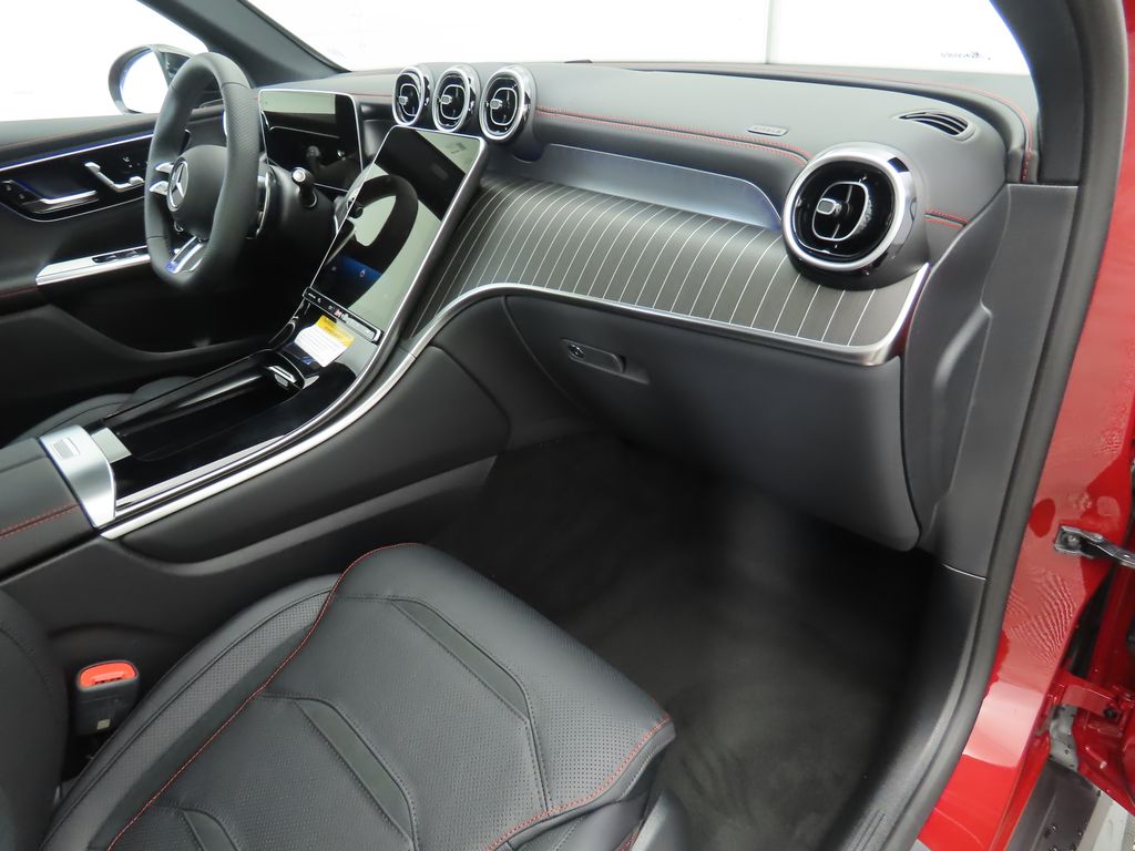 Thumbnail: 2026 Mercedes-Benz GLC - 18