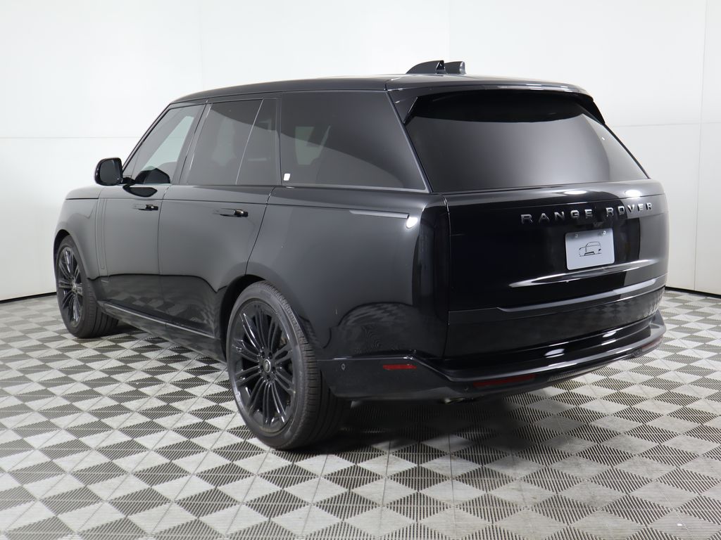 Thumbnail: 2025 Land Rover Range Rover - 7