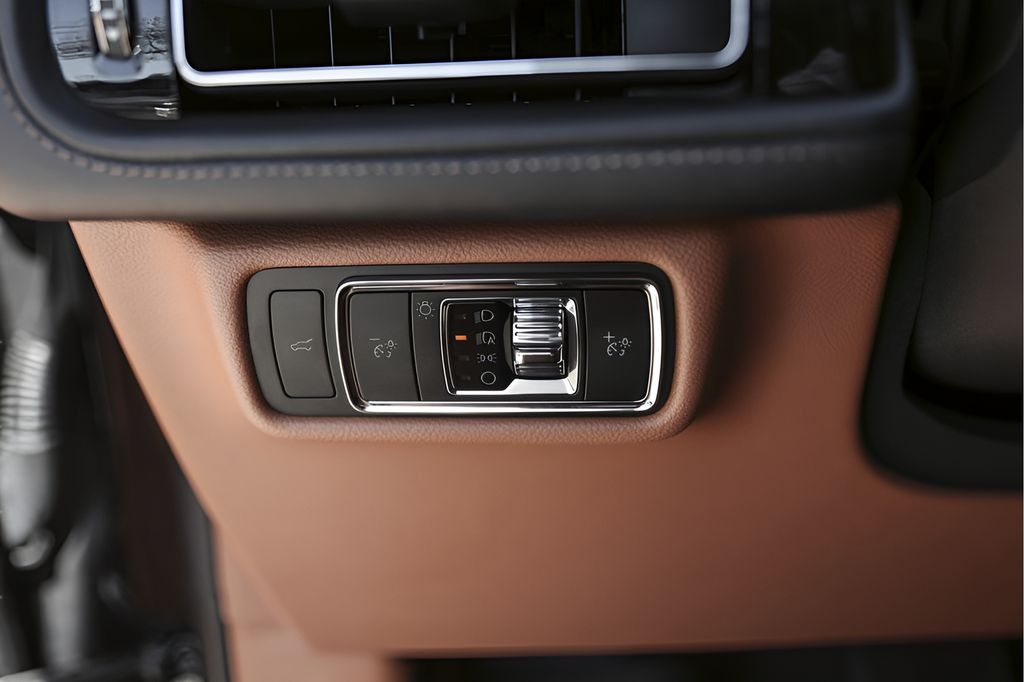 Used Car 2025 Lincoln Aviator  Black Label For Sale Under $80,000 In Austin, Texas