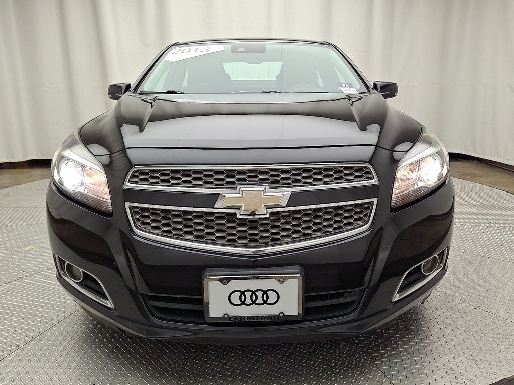 Thumbnail: 2013 Chevrolet Malibu - 2