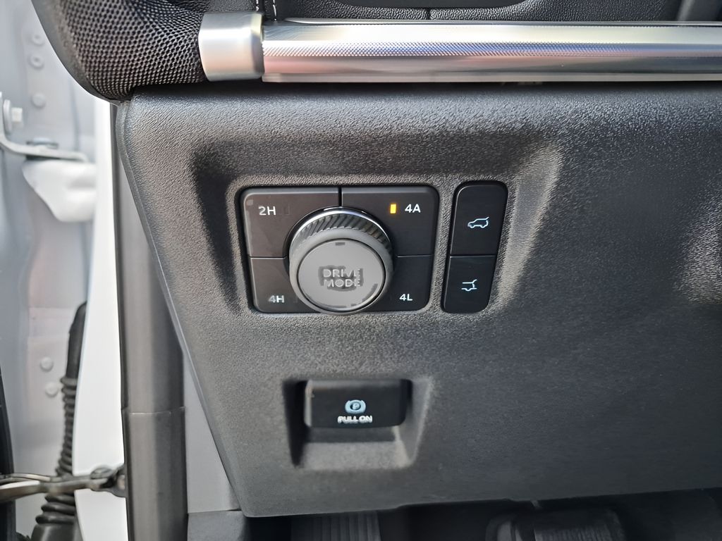 Used Car 2025 Ford Expedition  Platinum For Sale Under $70,000 In Austin, Texas