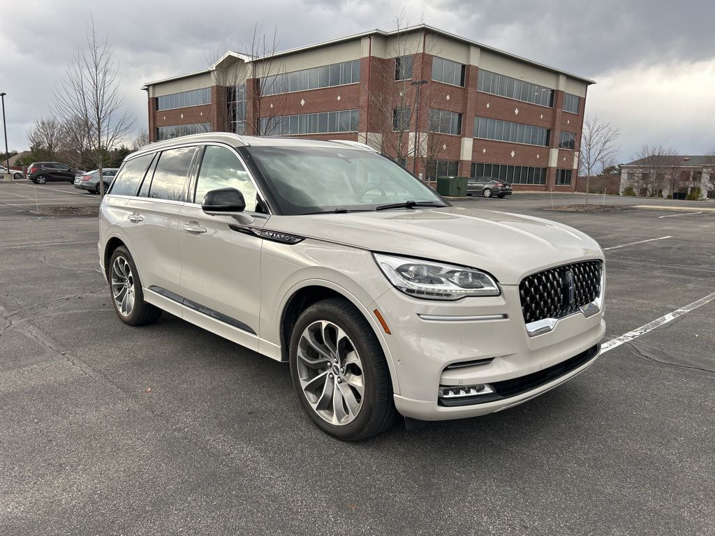 Lincoln Aviator Grand Touring AWD