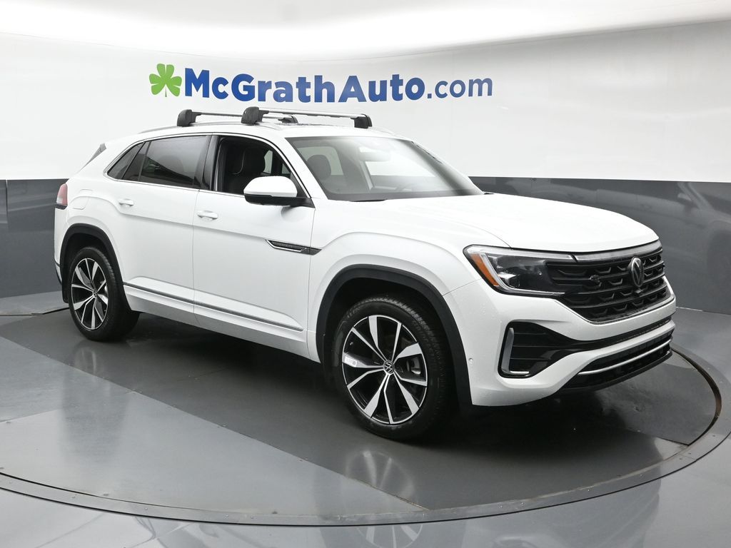 2026 Volkswagen Atlas Cross Sport SEL Premium R-LINE's photo