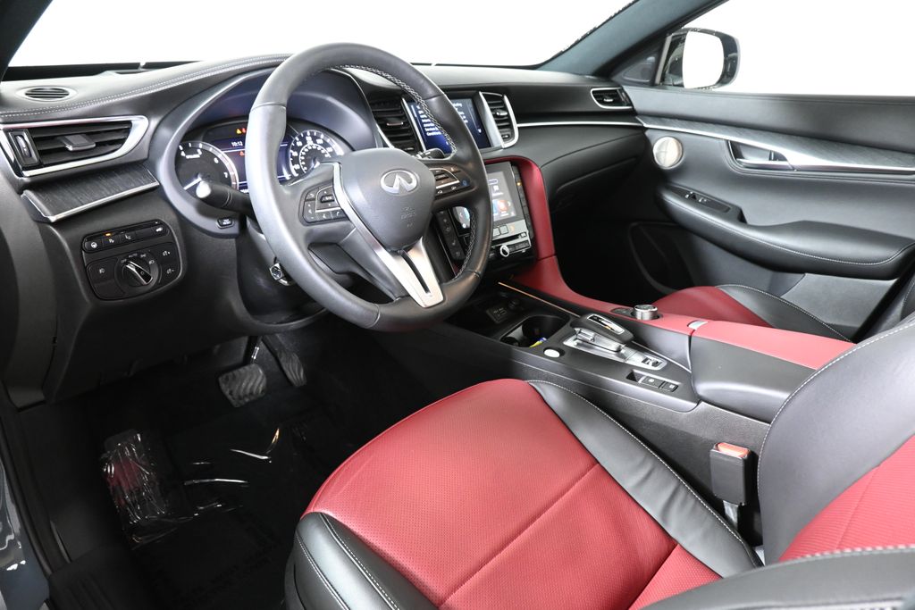 Thumbnail: 2025 INFINITI QX55 - 14