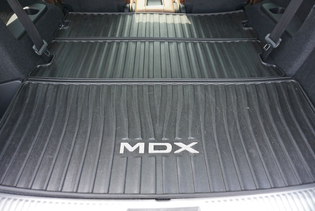Thumbnail: 2022 Acura MDX - 32