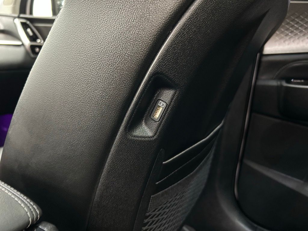 used 2023 Kia Sorento car, priced at $33,953