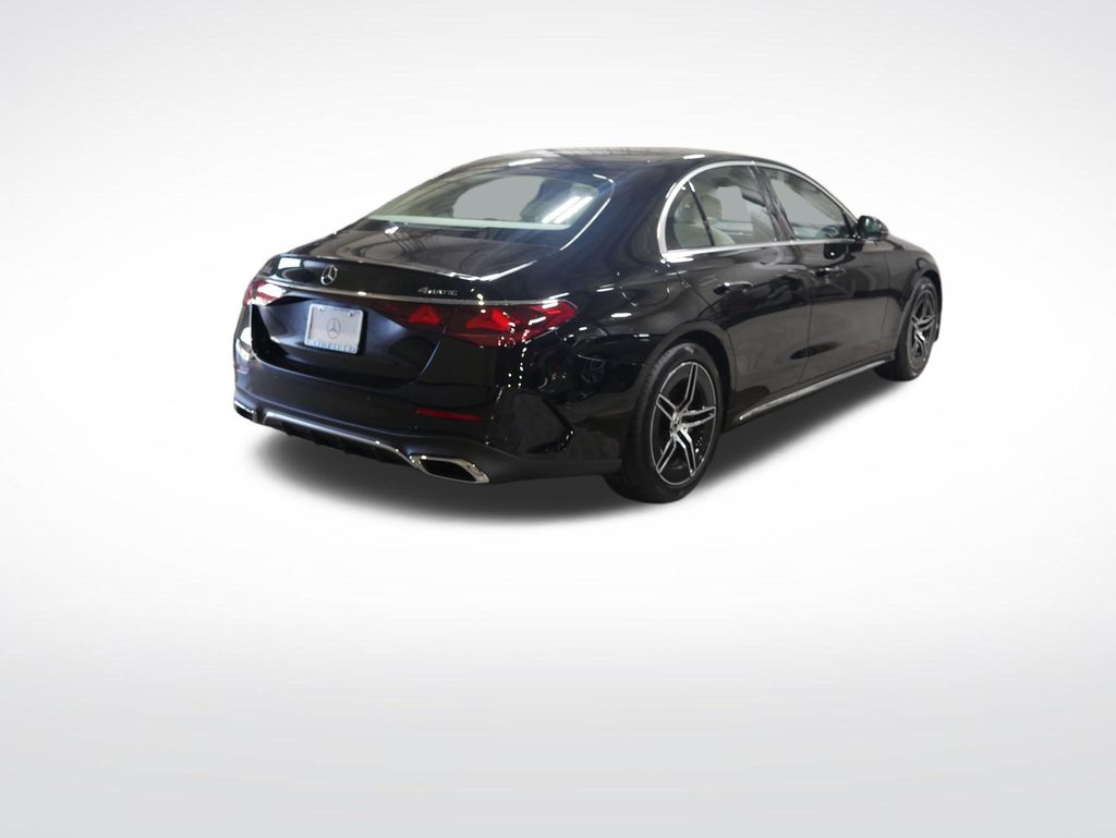 Thumbnail: 2026 Mercedes-Benz E-Class - 5