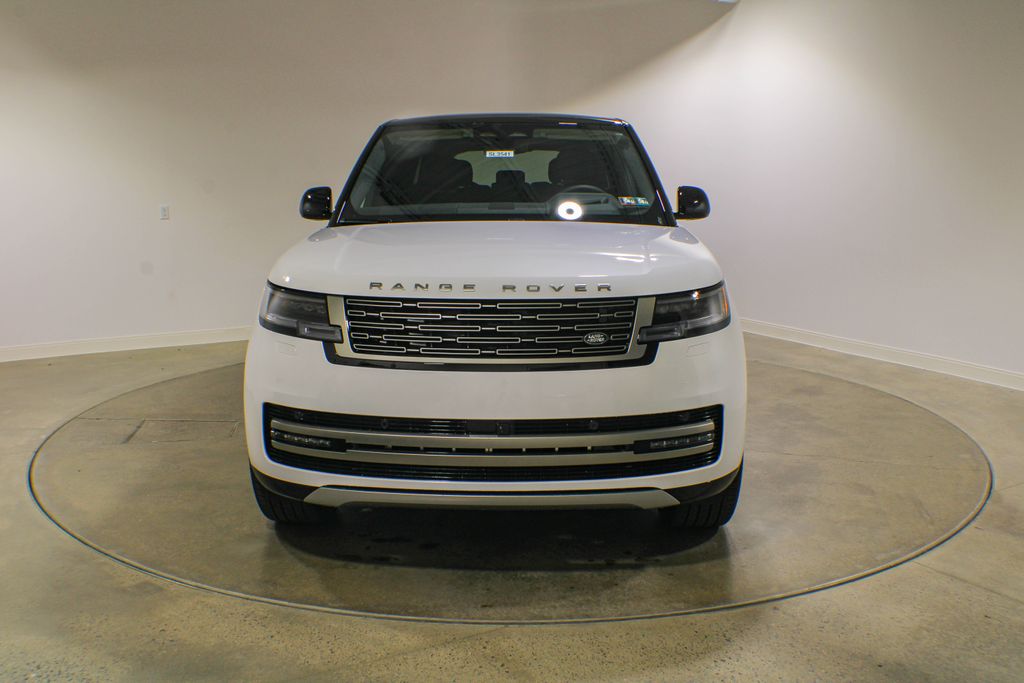 New 2026 White Land Rover SE image 9